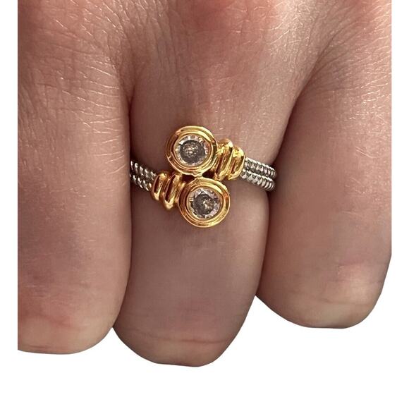 Two Tone Ring Silver Gold Tone Twisted Cable Band 2 Round Zircon Bypass Size 7 - Picture 2 of 8